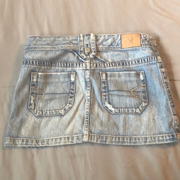 Shirt and skirt - Picture 8 of 8